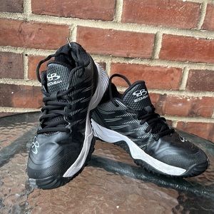 Boombah Womans Softball Turfshoes